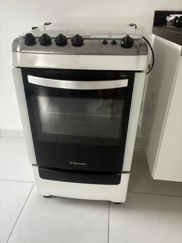 Fogão 4 bocas Electrolux