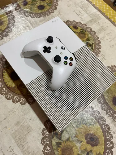 Console Xbox One S 1TB + Jogo Star Wars