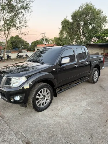 Nissan Frontier SL CD 4X4 2.5tb Diesel AUT 2015