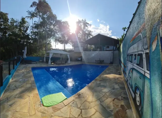 CASA EM UBATUBA PRAIA DE ITAMAMBUCA.