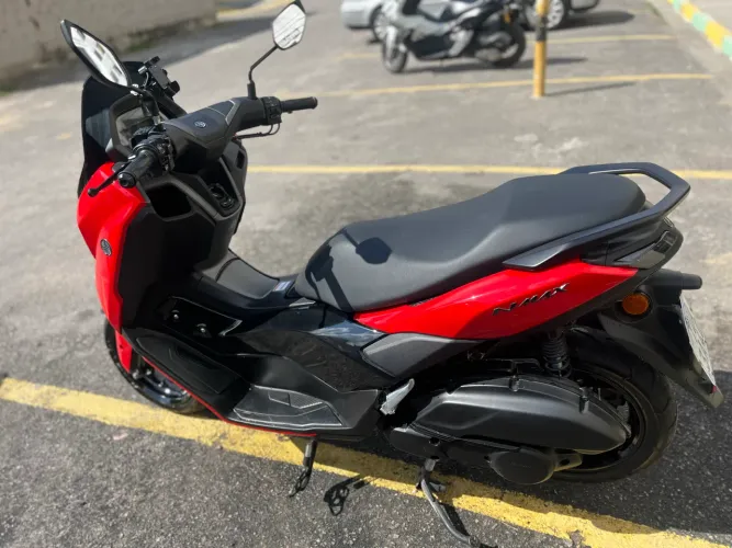 Nmaxx a mas zera da Olx, com menos de 2mil km