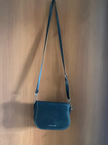 bolsa preta básica shein pequena