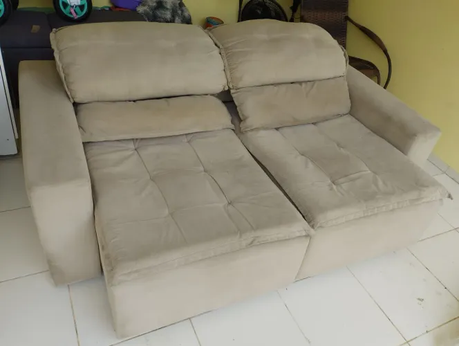 Sofá Retrátil e Reclinável Bege - Super Confortável (Oportunidade)
