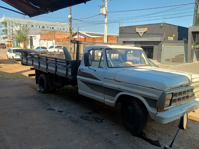 Vende-se F4000