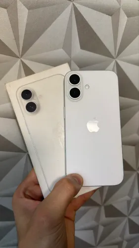 iPhone 16 128GB | Branco 90%