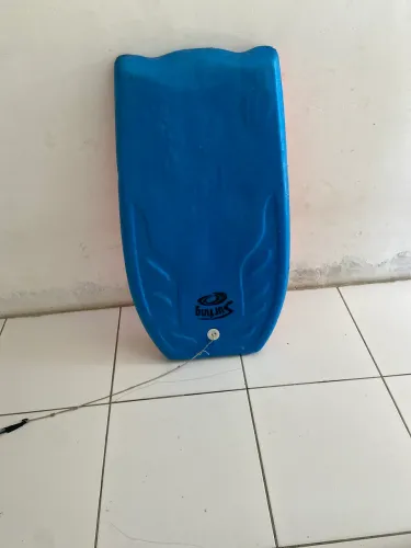 Prancha de surf media