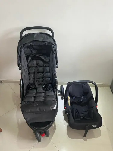 Carrinho + Bebê Conforto