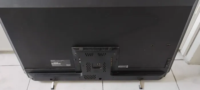 TV Sony Bravia 40 polegadas para retirada de peças