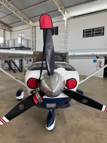 Cessna 206 TB 2011