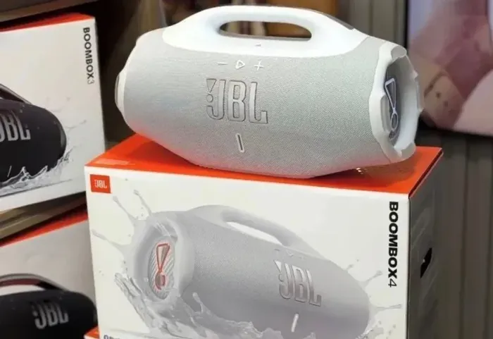  JBL Bombox 4 Lacrada e com Nota Fiscal!