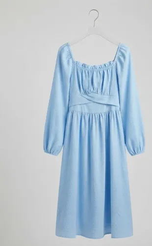 Vestido Azul Claro (Manga Longa)