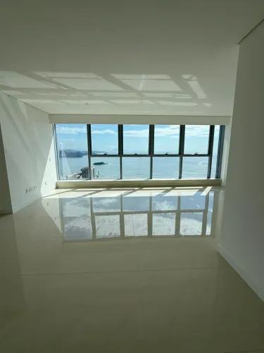 Apartamento Vista Mar 4 Suítes no Vitra by Pininfarina em Balneário Camboriú