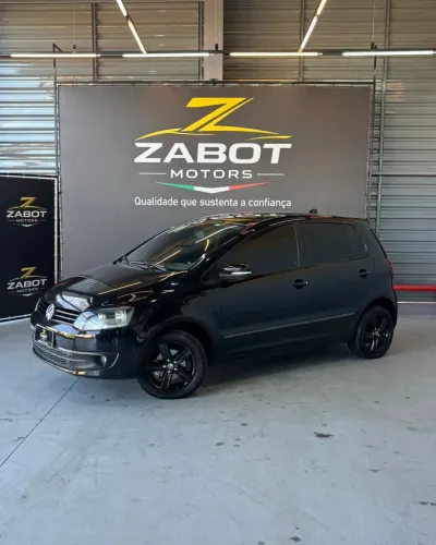 Volkswagen Fox 1.0 MI Total Flex 8V 5P 2013