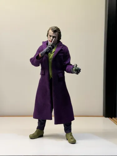 Action Figure Beast Kingdom Joker DAH-024S Coringa