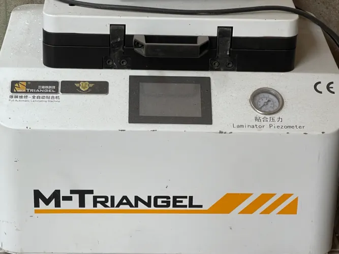 Laminadora e tirabolhas M-Triangel