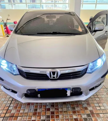 Honda Civic Sedan LXR 2.0 Flexone 16V Aut. 4P 2014