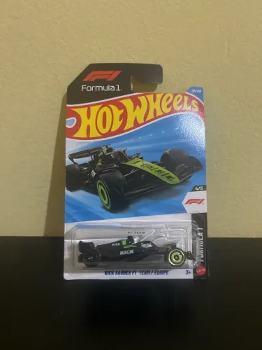 Vendo hot wheels lote h kick sauber f1