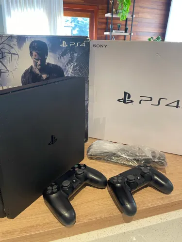 PS4 Slim - Completo