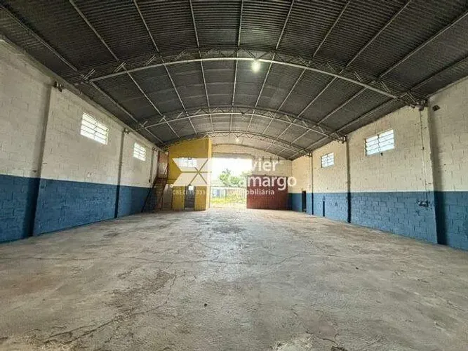 Barracão com 527m² para locação em Ferraz - Rio Claro/SP