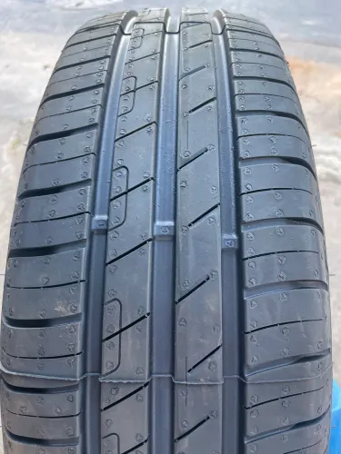 Pneu aro 14 Goodyear 175/70/14 efficientgrip performance novo