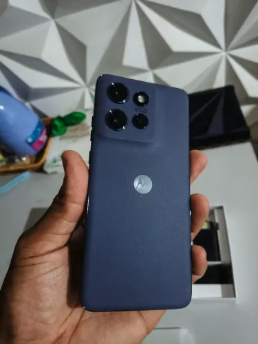 Celular Seminovo Motorola Edge 60 neo