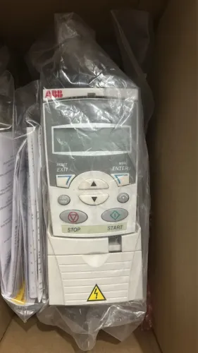 Inversor de frequência ABB 5CV