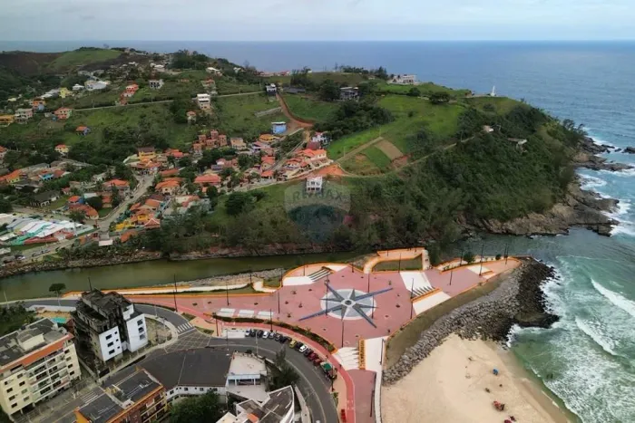 Terreno a venda no condomino do Farol em Maricá/ RJ.