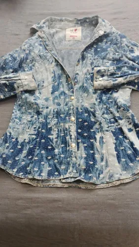 Blusa jeans leve 40