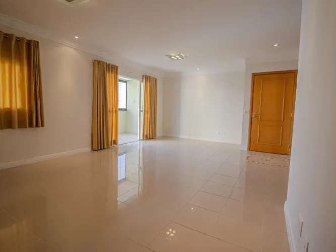 Apartamento com 3 quartos para alugar em Tamboré, Santana de Parnaíba