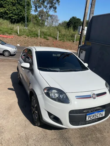 Fiat Palio Sporting Dualogic 1.6 Flex 16V 5P 2013