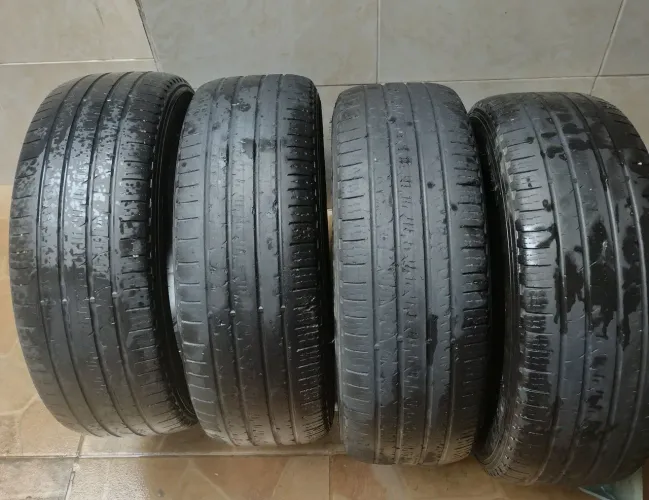 Pneus 225/60 R17 Pirelli Scorpions