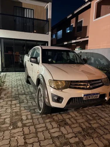 Mitsubishi L200 Triton HPE 3.2 CD TB Int.diesel MEC 2013