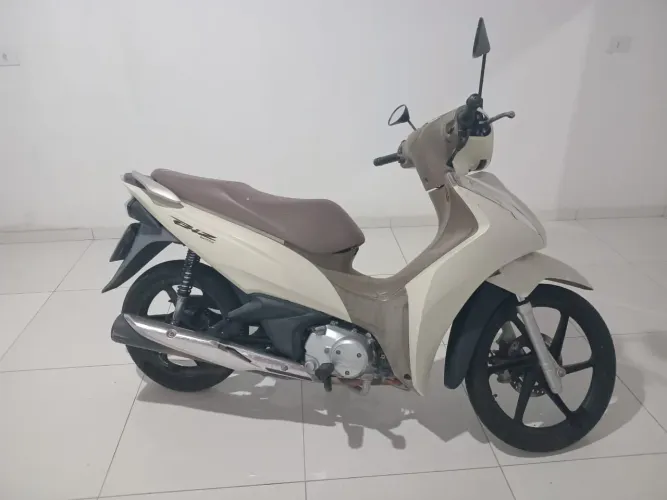 Biz 125 Flex/ ano 2019/ Branco Perolado