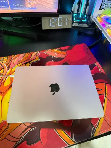 MacBook Air M2 13,6 8GB RAM 256GB SSD