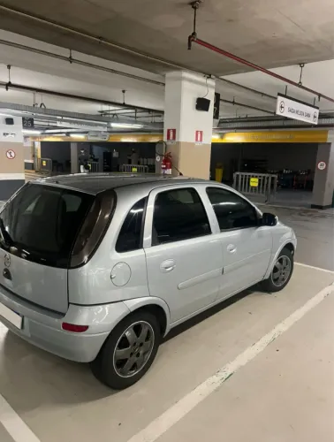 Chevrolet Corsa Hat. Premium 1.4 8V Econoflex 5P 2010