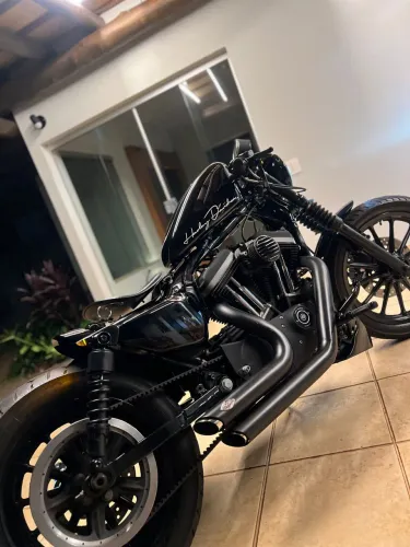 Harley-Davidson XL 883