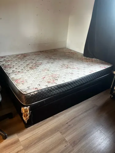 Cama King Size Báu (Usada)