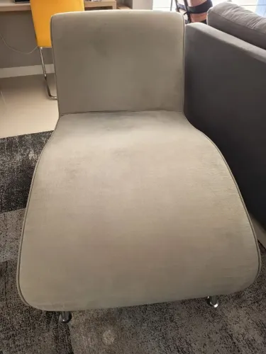 Chaise cinza
