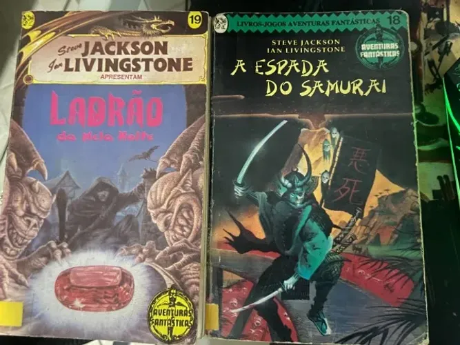 livros aventuras fantásticas - 2 unidades