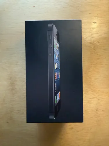 Caixa Vazia - iPhone 5 - 16GB - Preto