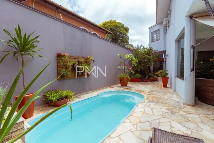 Sobrado à venda em Campinas, Jardim Paraíso, com 3 suítes, com 257 m²