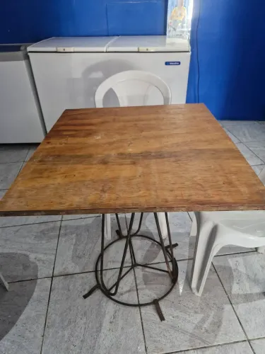 Mesa de madeira