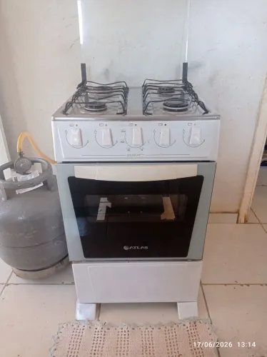 Vendo funcionando tudo so o fogao entrego mediante taxa