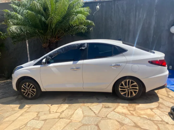 Hyundai HB20S Platinum 1.0 TB Flex 12V AUT 2022