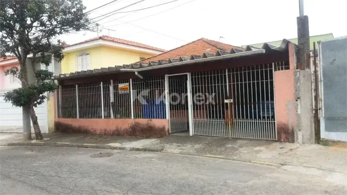Casa comercial à venda com 481 m² em Vila Basileia, São Paulo
