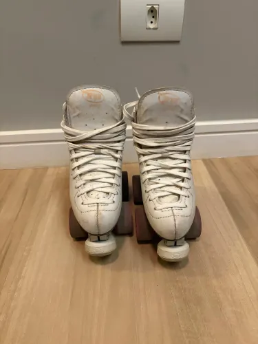 Patins Rye 4 rodas tam. 32