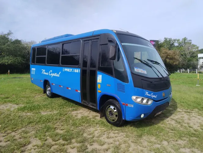 Micro ônibus sênior Mercedes Benz 