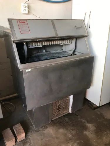 Máquina de fabricar gelo