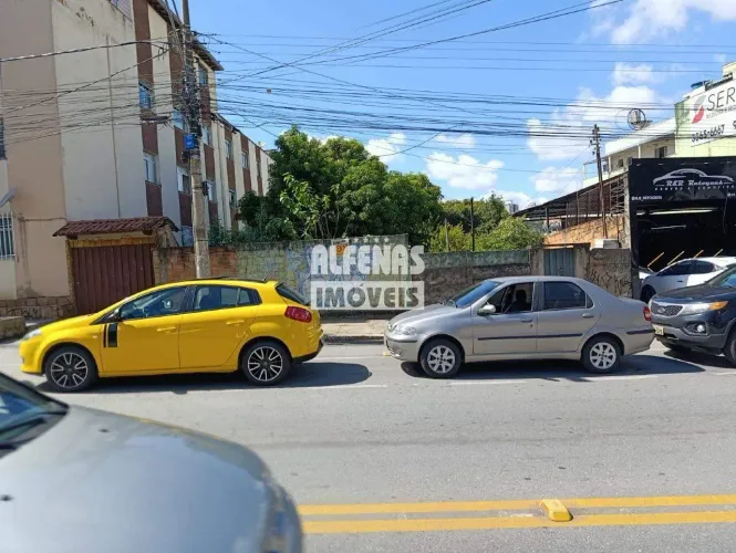 Lote à venda no Bairro Eldorado
