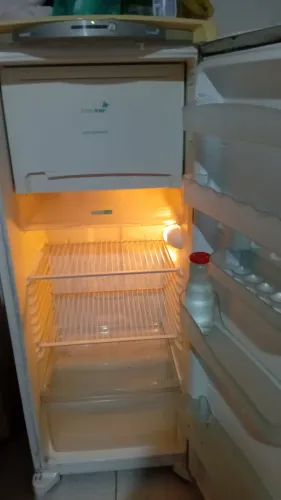 Geladeira Consul Frosfree